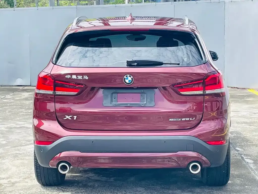 BMW X1 — фото 4