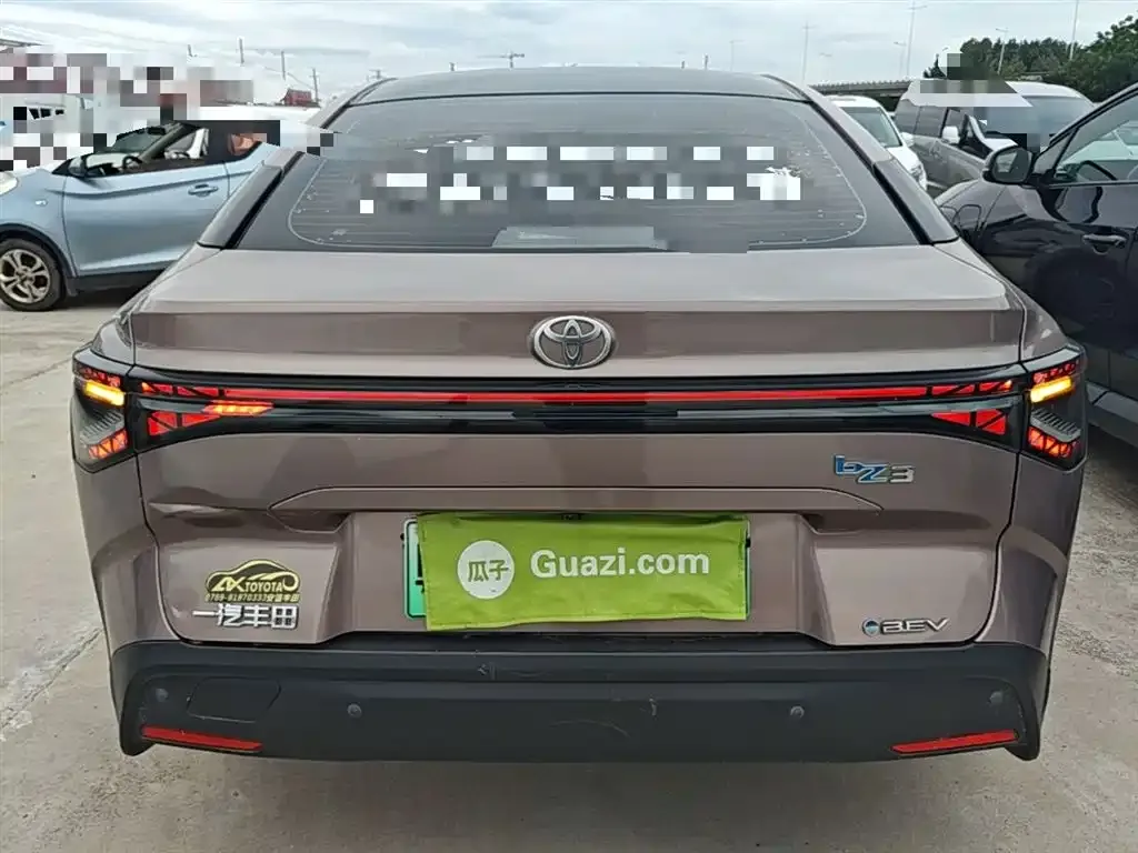 Toyota bZ3 2023 из CN, фото 6