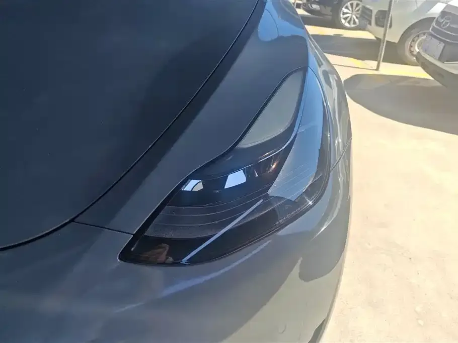 Tesla Model Y 2023 из CN, фото 8