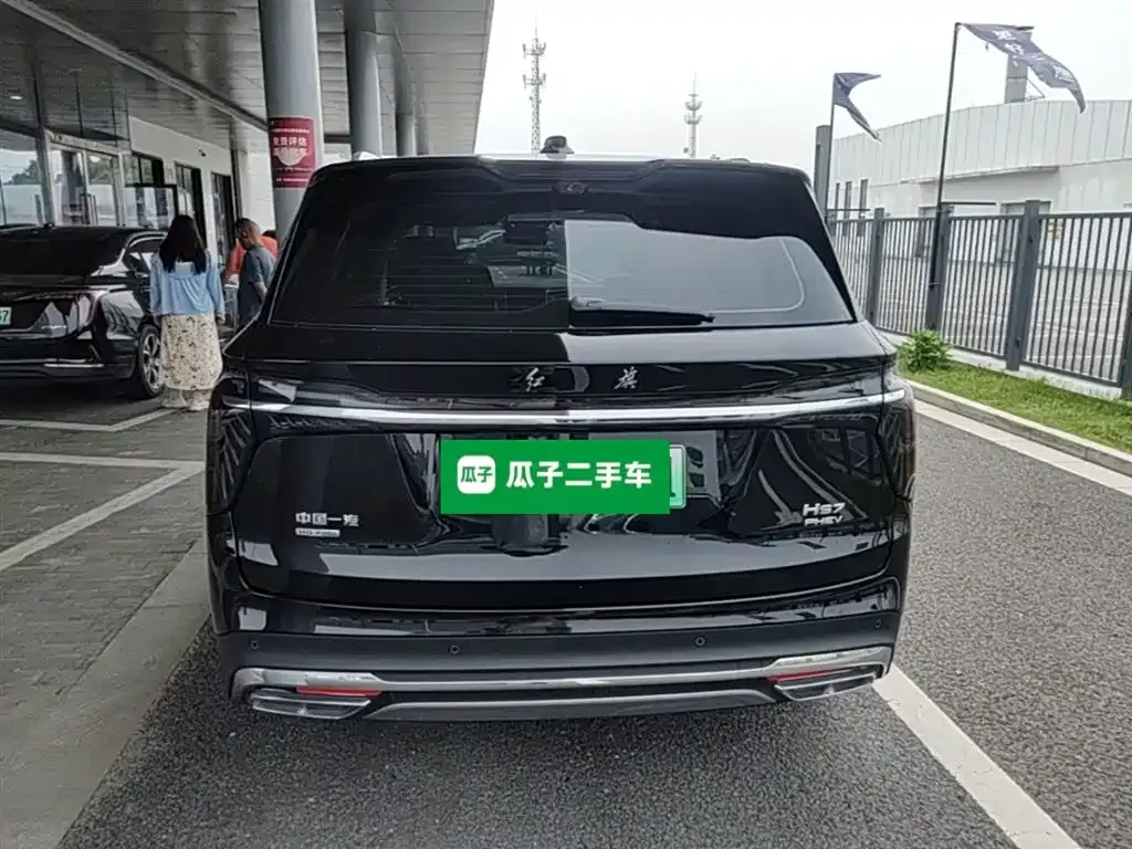 Hongqi HS7 PHEV — фото 8