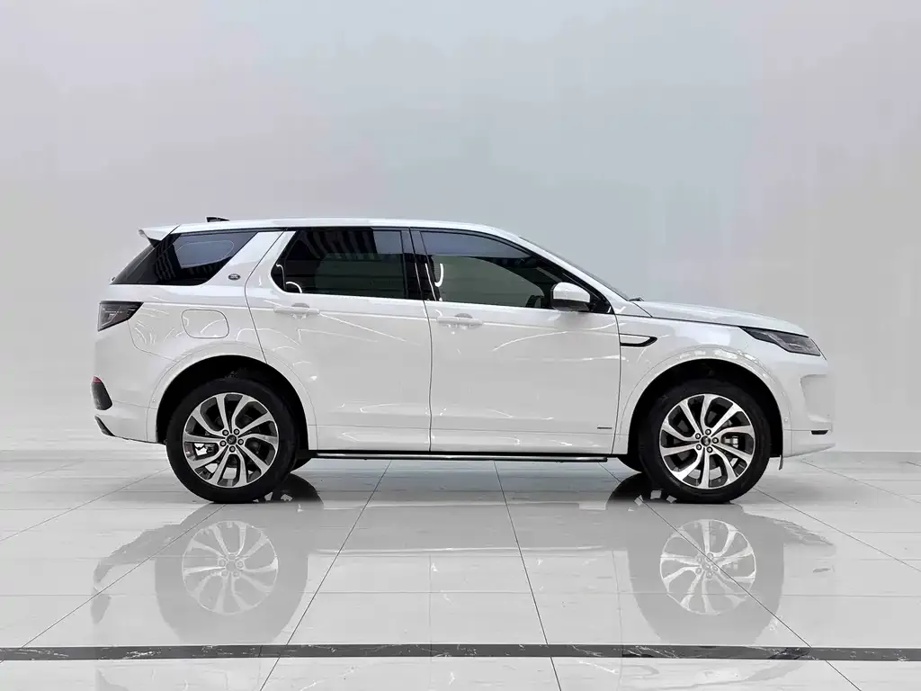 Land Rover Discovery Sport — фото 1