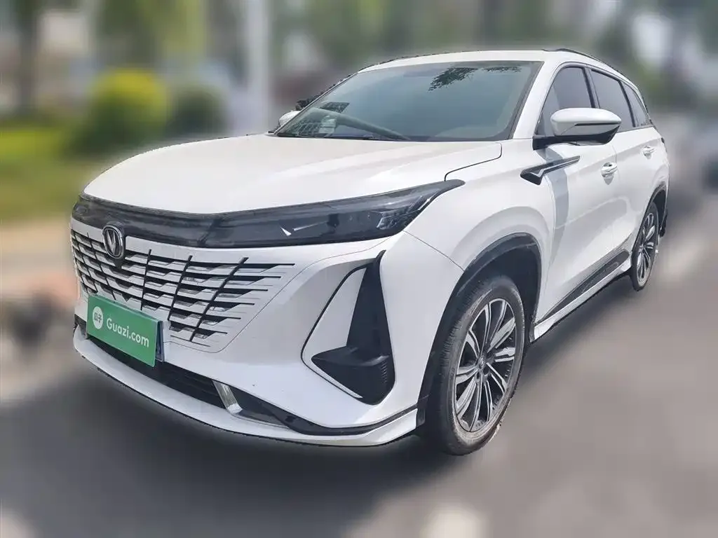 Changan CS75PLUS — фото 6