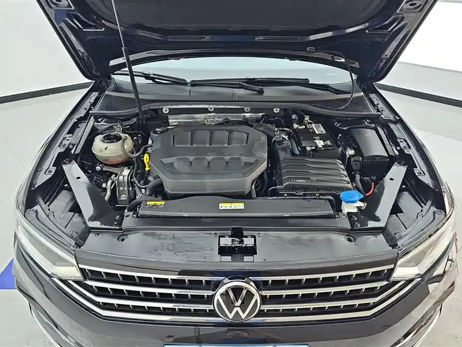 Volkswagen Magotan 2023 из CN, фото 6