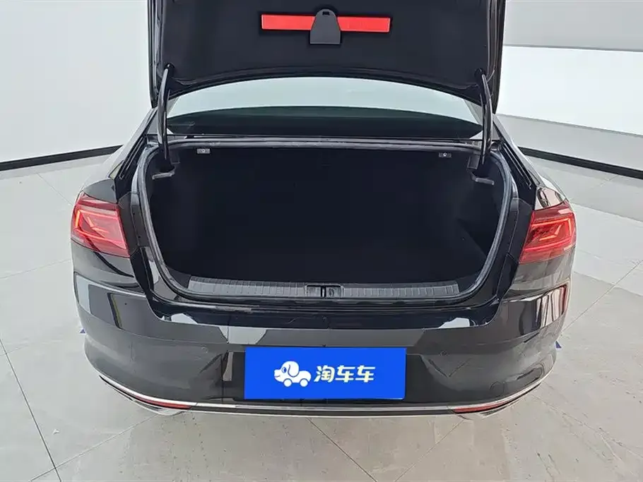 Volkswagen Magotan 2023 из CN, фото 3