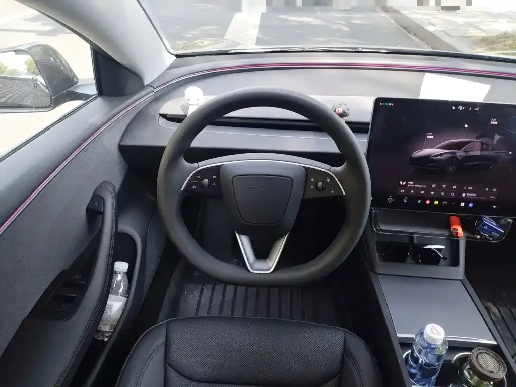 Tesla Model 3 — фото 2