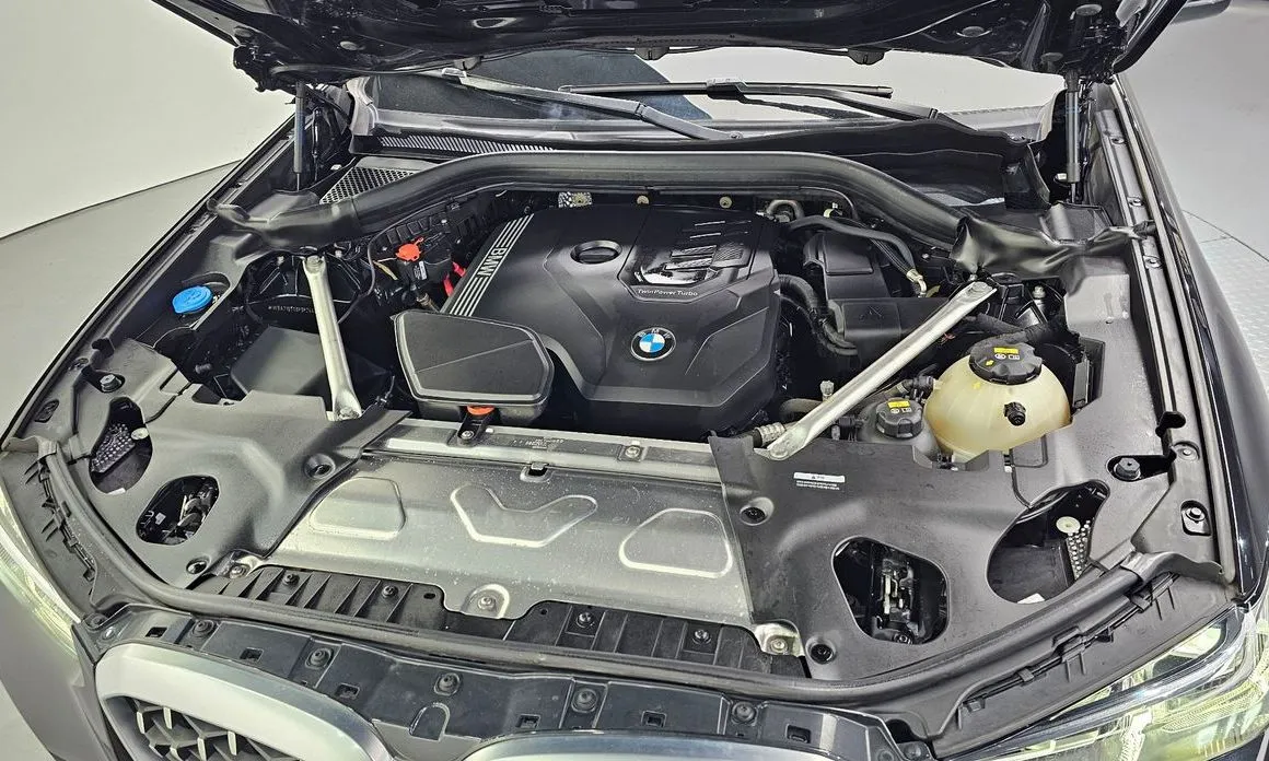 BMW X4 2023 из KR, фото 9