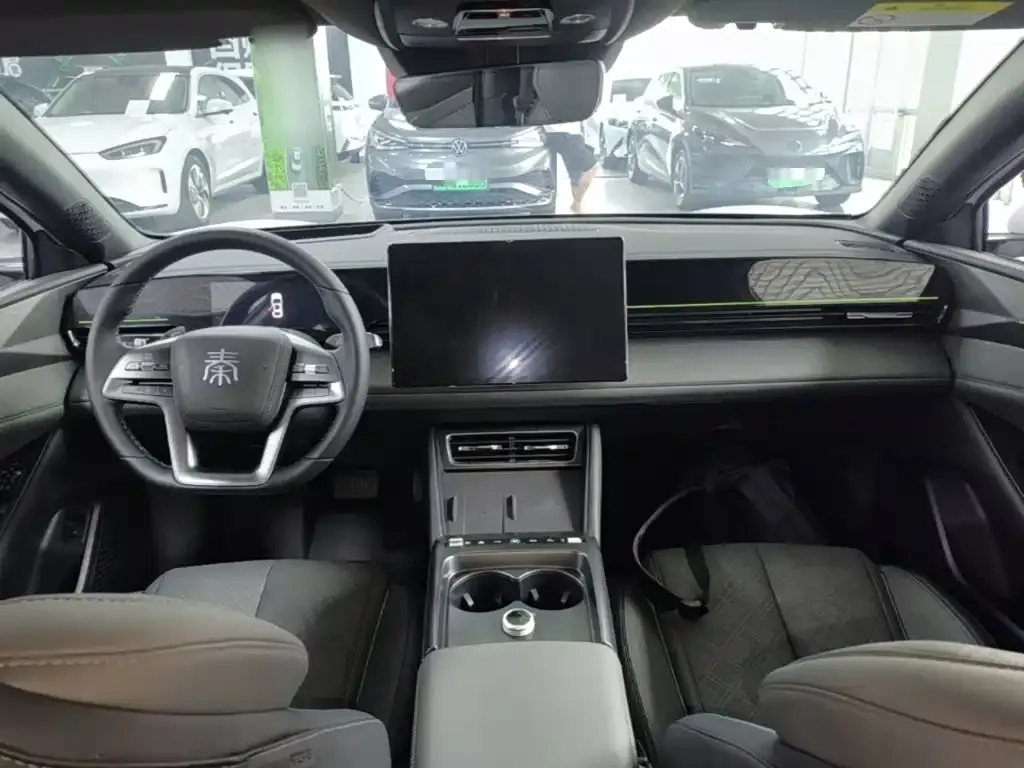 BYD Qin L — фото 4