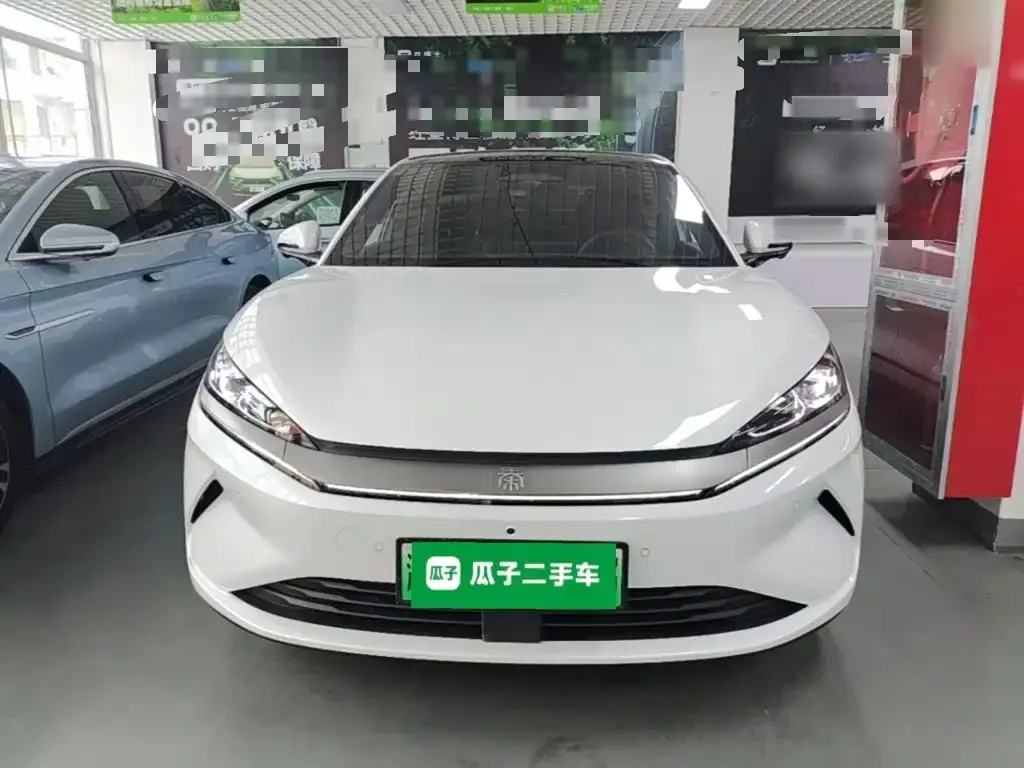 BYD Qin L — фото 8