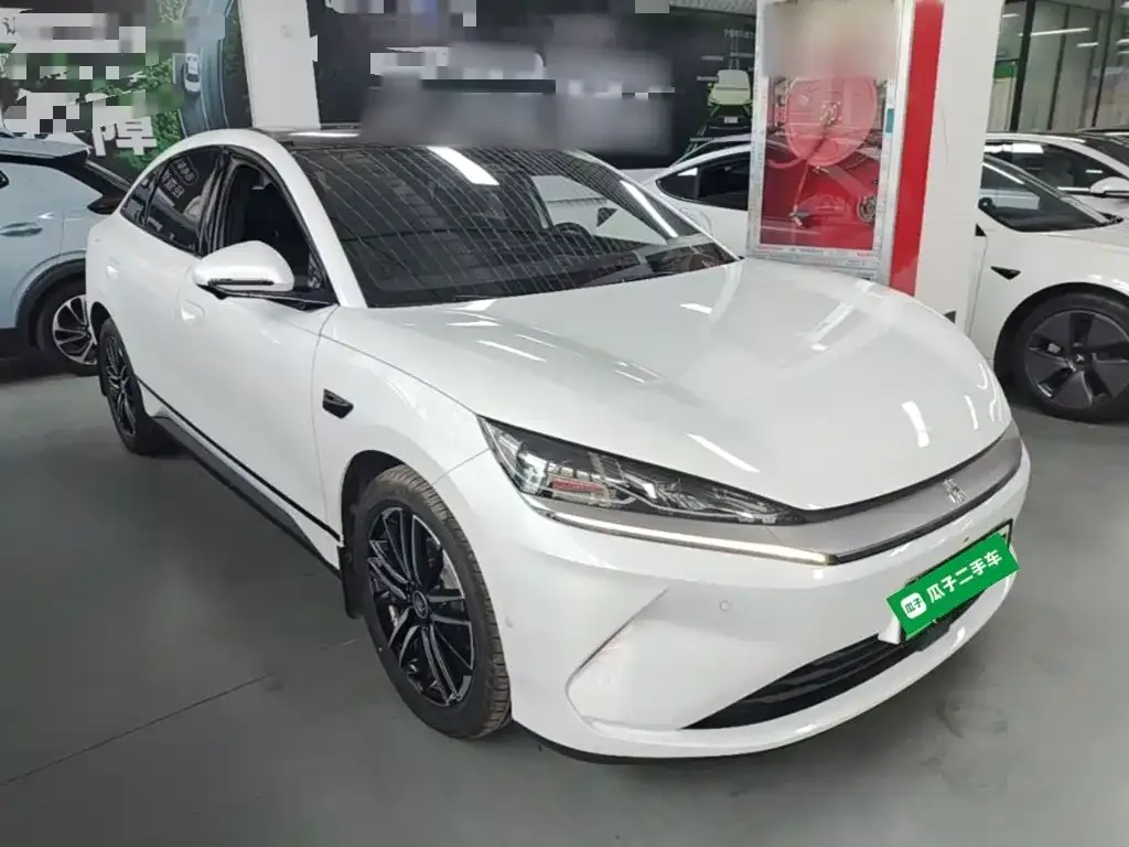 BYD Qin L — фото 7
