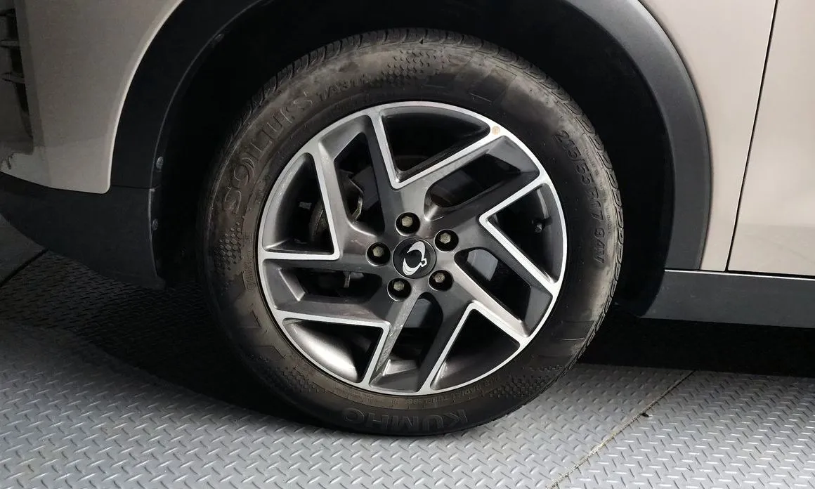 KG Mobility (Ssangyong) TIBOLI 2025 из KR, фото 7