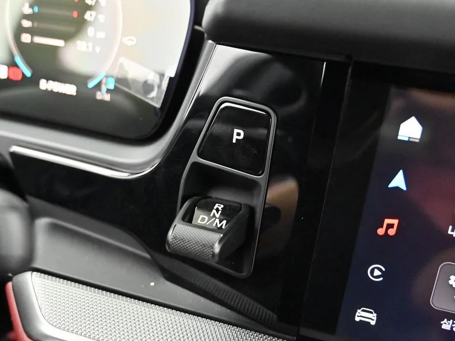 Porsche Cayenne 2025 из KR, фото 3