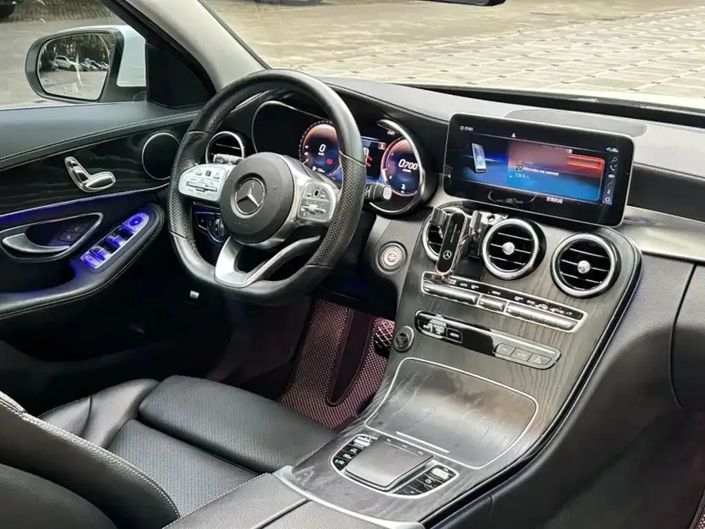 Mercedes-Benz C-Class — фото 10