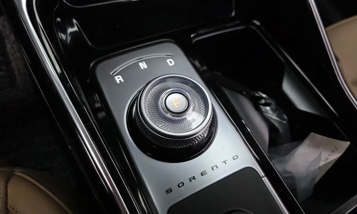 Kia Sorento — фото 3