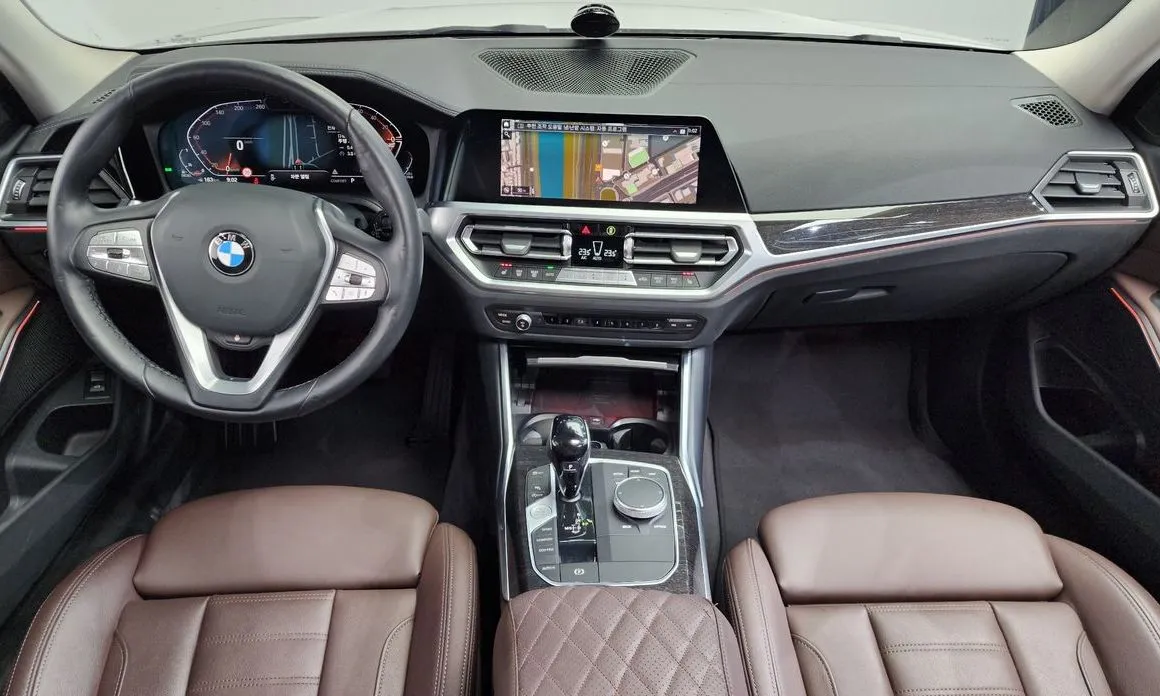 BMW 3-Series 2022 из KR, фото 9