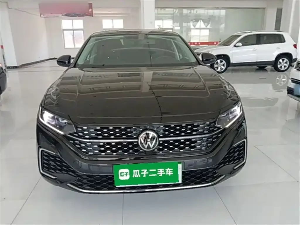 Volkswagen Passat — фото 4