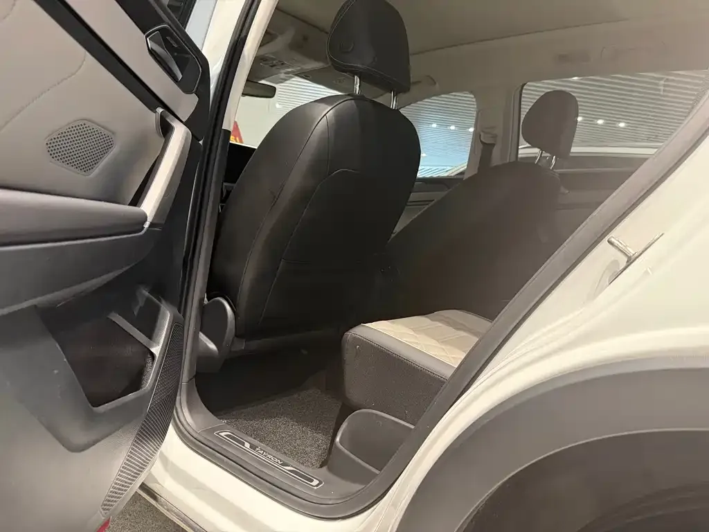 Volkswagen Tayron 2024 из CN, фото 7