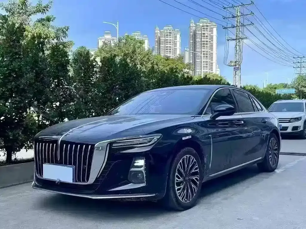 Hongqi H5 — фото 1
