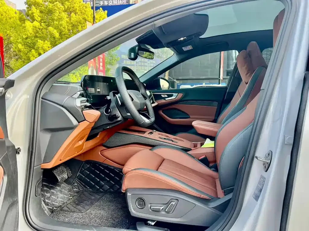 Audi A5L 2025 из CN, фото 10