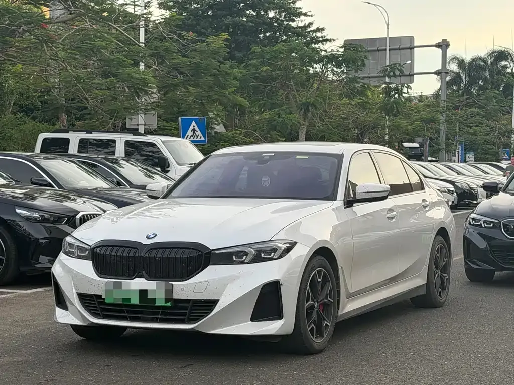 BMW i3 — фото 1