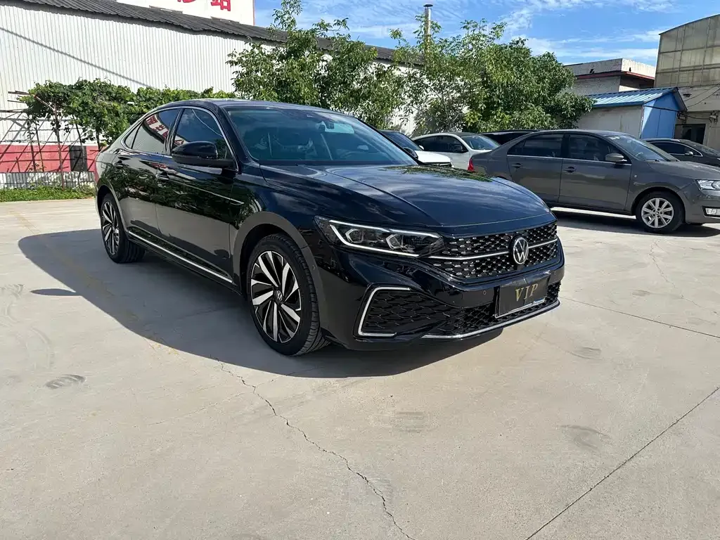 Volkswagen Passat — фото 2