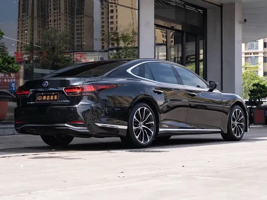 Lexus LS 2021 из CN, фото 9