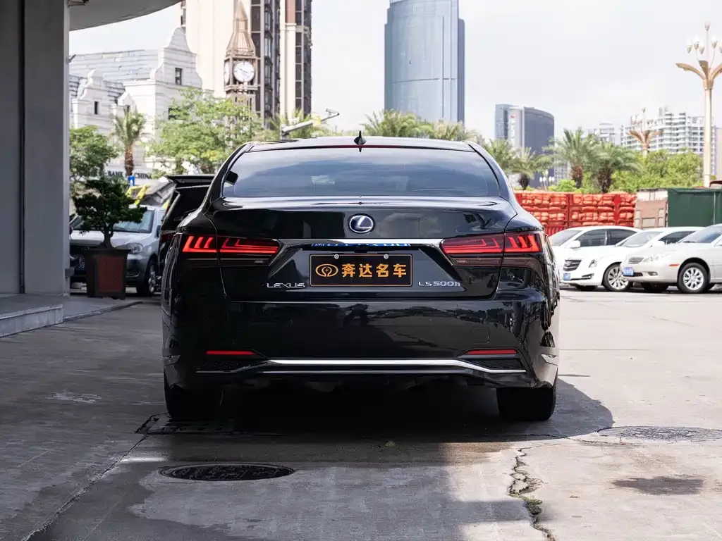 Lexus LS 2021 из CN, фото 2
