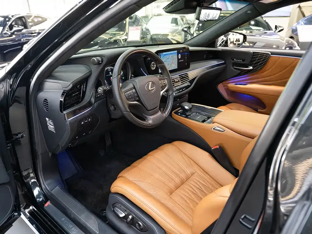 Lexus LS 2021 из CN, фото 10