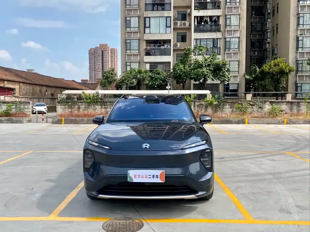 NIO ES7