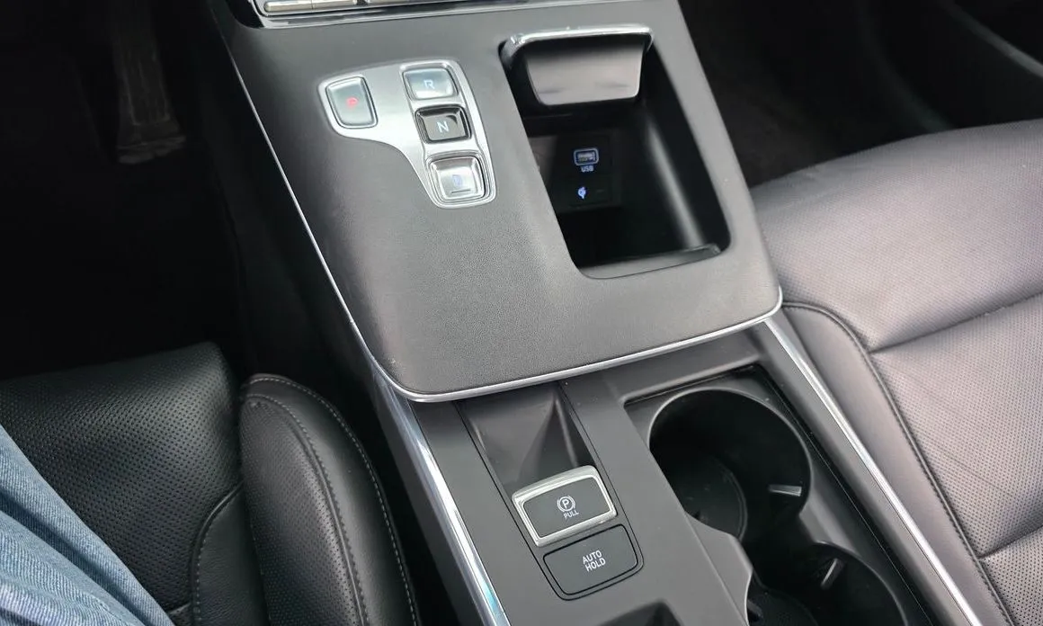 Hyundai Grandeur 2023 из KR, фото 9