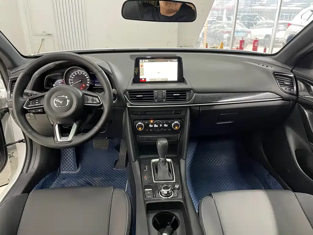 Mazda CX-4 — фото 3