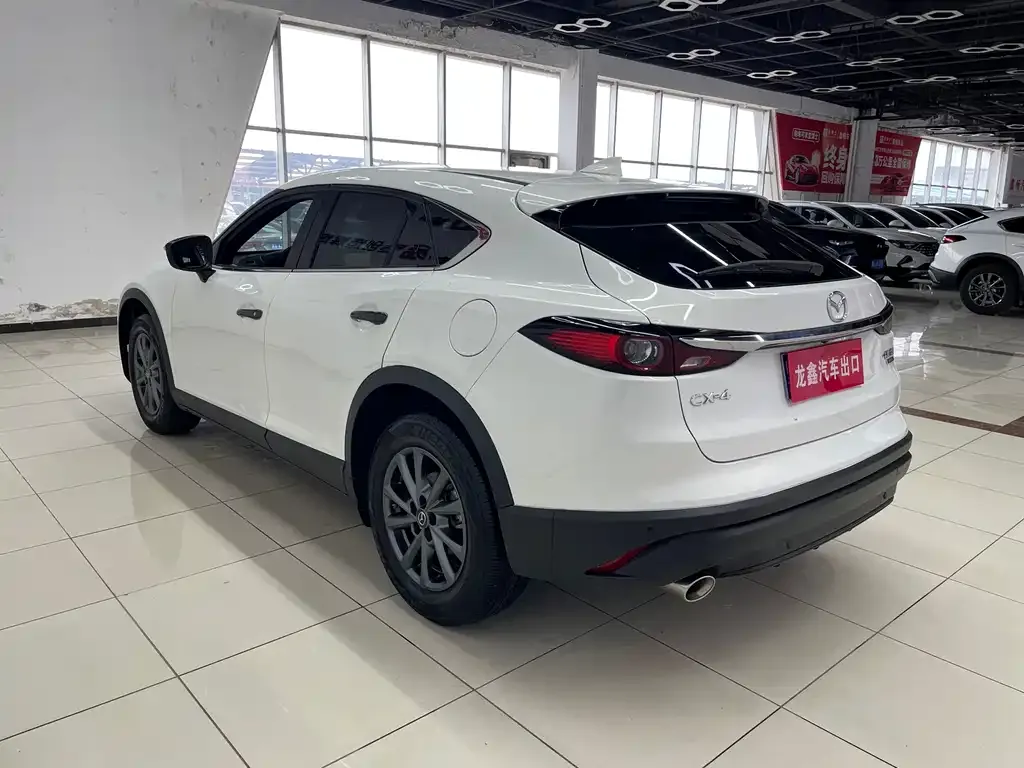 Mazda CX-4 — фото 7