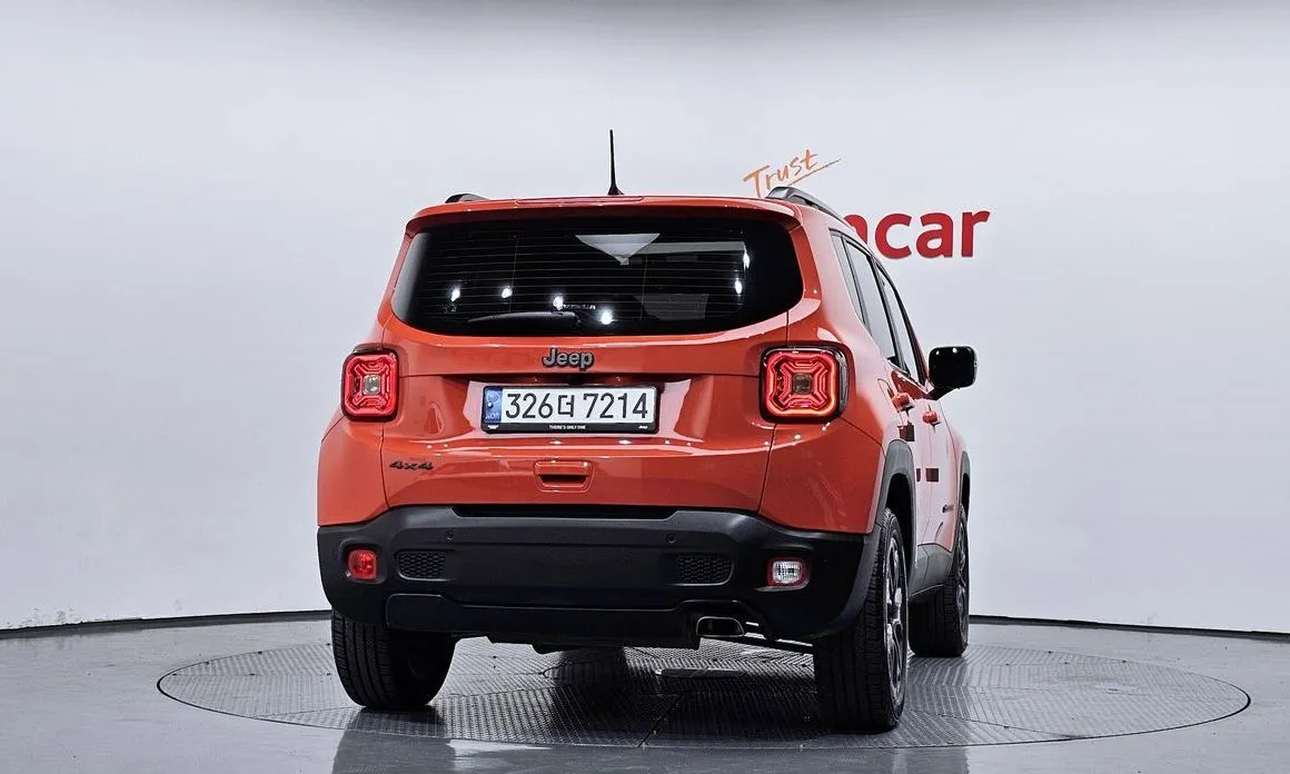 Jeep Renegade 2021 из KR, фото 2
