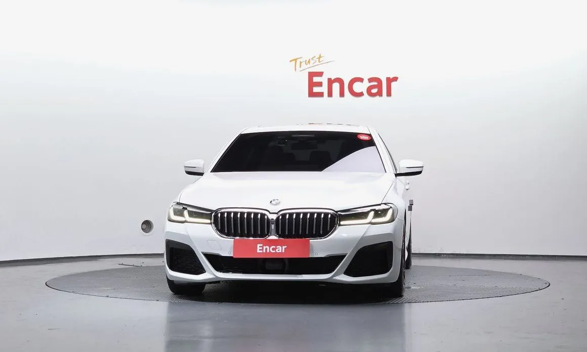 BMW 5-Series 2022 из KR, фото 3
