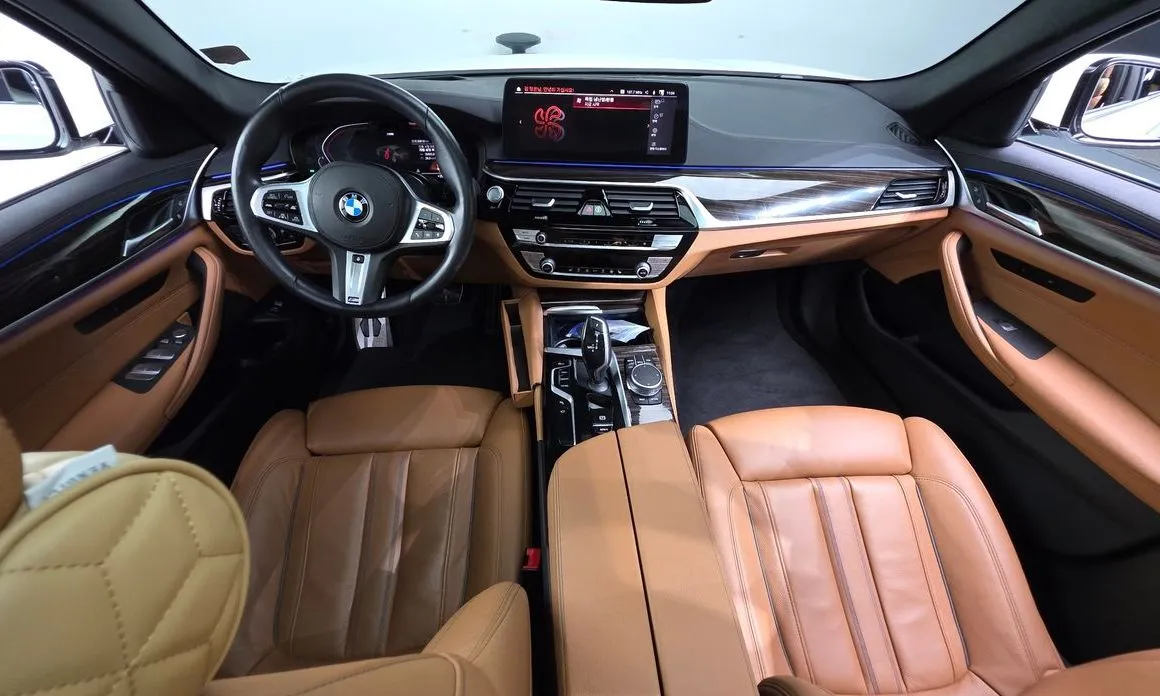 BMW 5-Series 2022 из KR, фото 9