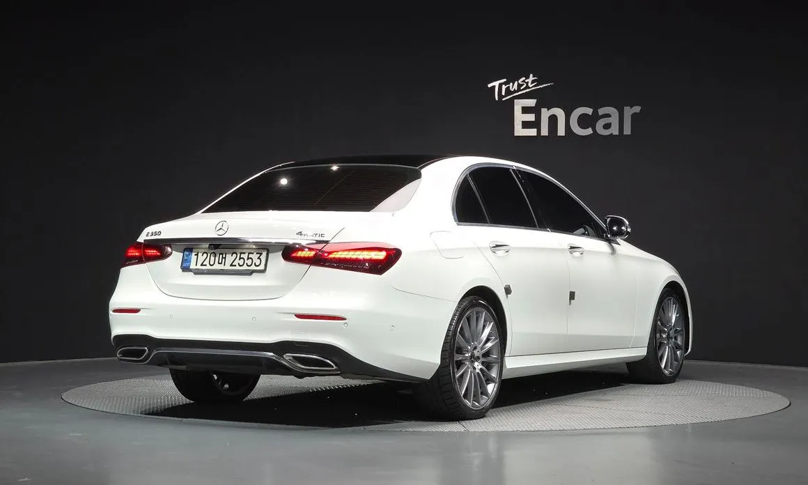 Mercedes-Benz E-Class 2021 из KR, фото 3