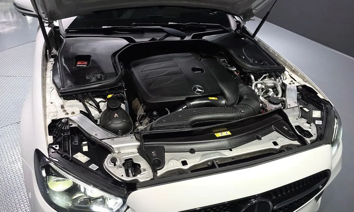 Mercedes-Benz E-Class 2021 из KR, фото 10