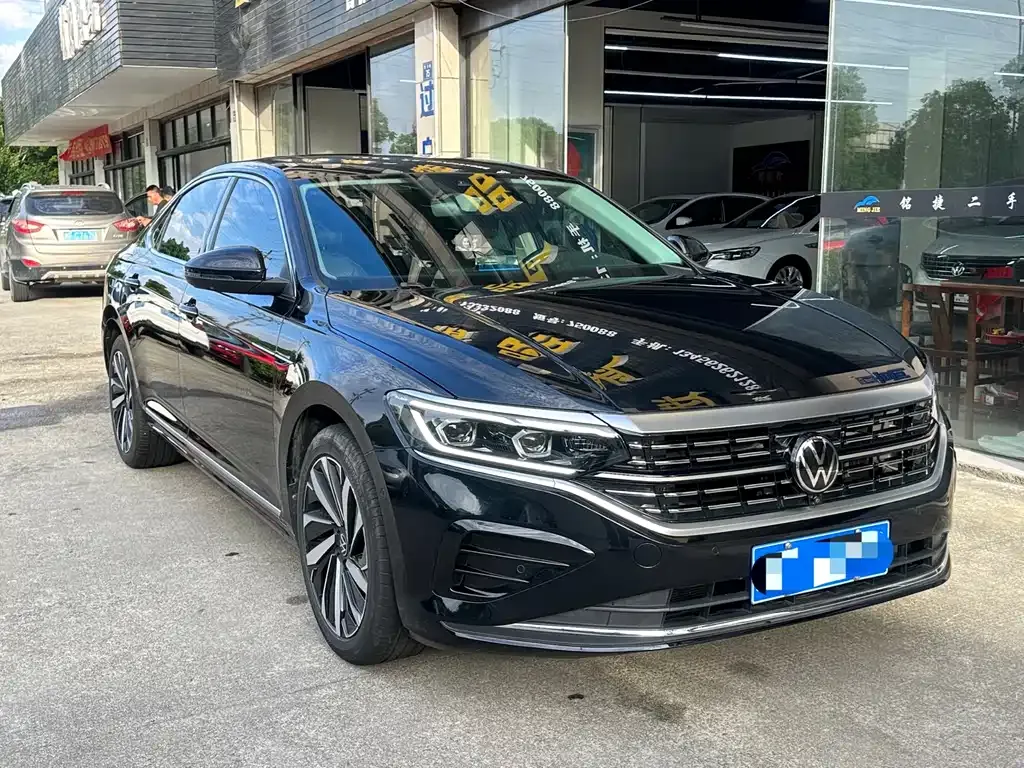 Volkswagen Passat — фото 3
