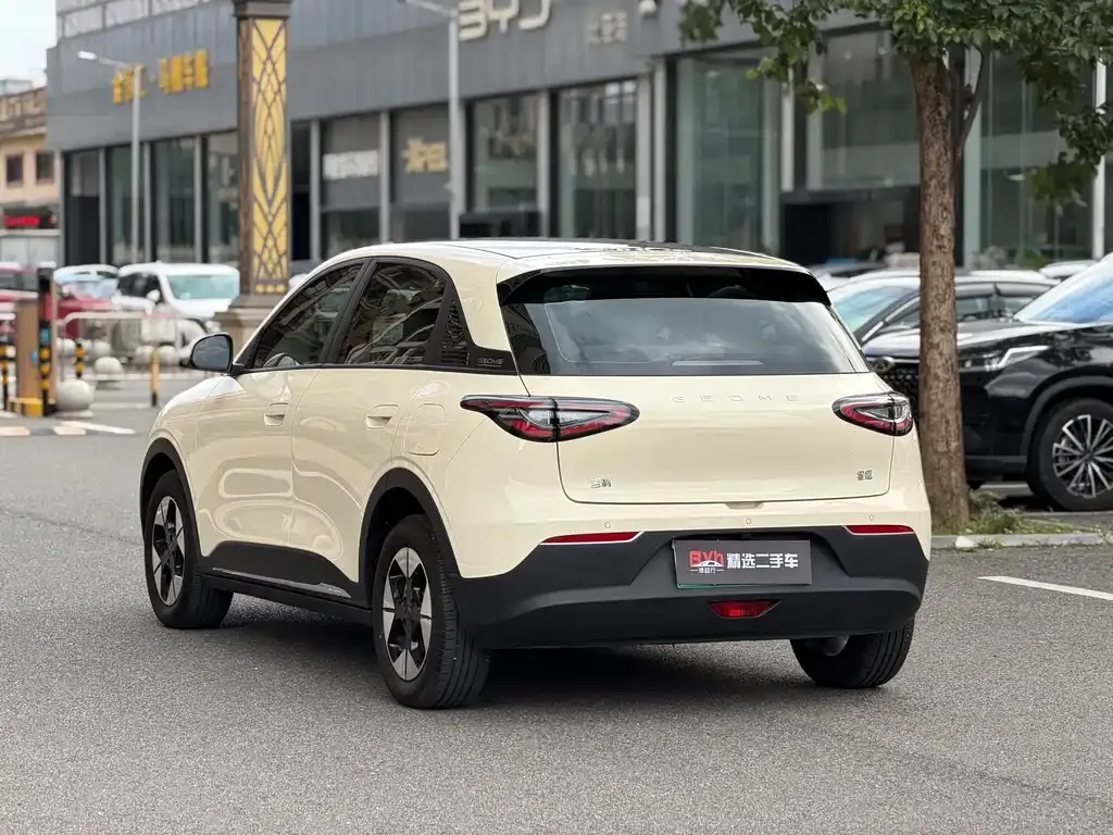 Geely Starburst — фото 2