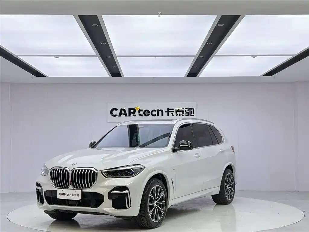 BMW X5 — фото 1