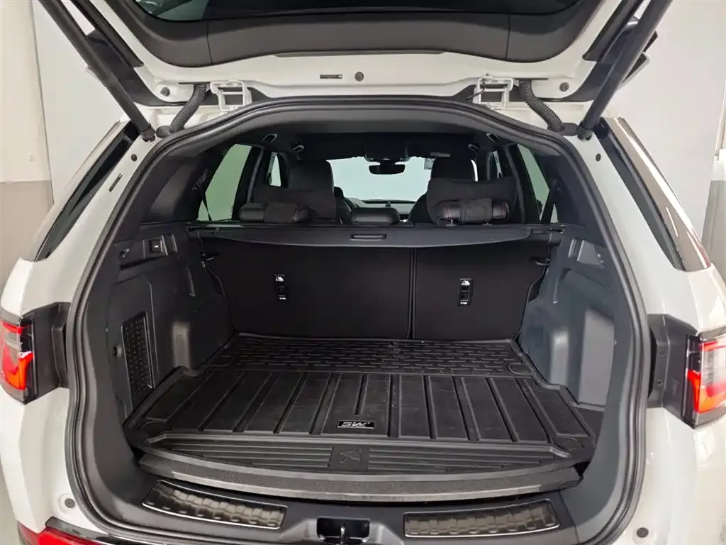 Land Rover Discovery Sport — фото 6