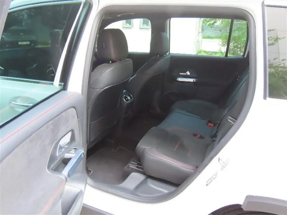 Mercedes-Benz GLB-Class 2023 из KR, фото 3
