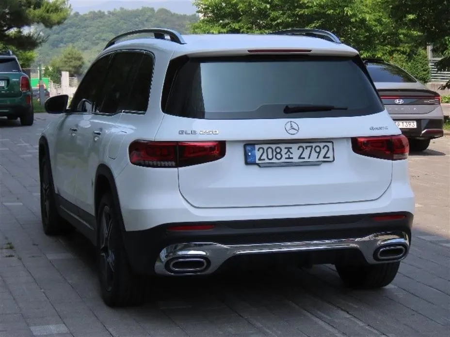 Mercedes-Benz GLB-Class 2023 из KR, фото 7