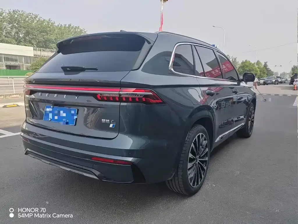 Geely Xingyue L — фото 6