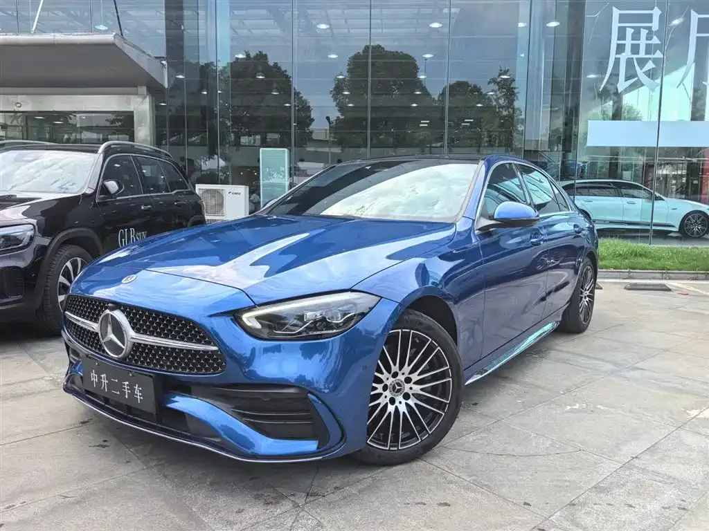 Mercedes-Benz C-Class — фото 1