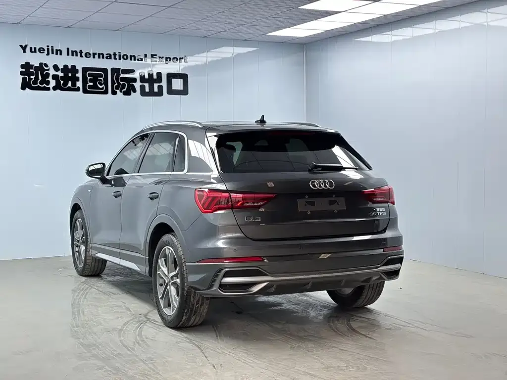Audi Q3 — фото 4