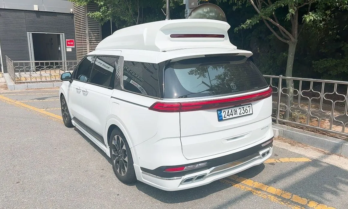 Kia Carnival 2023 из KR, фото 4