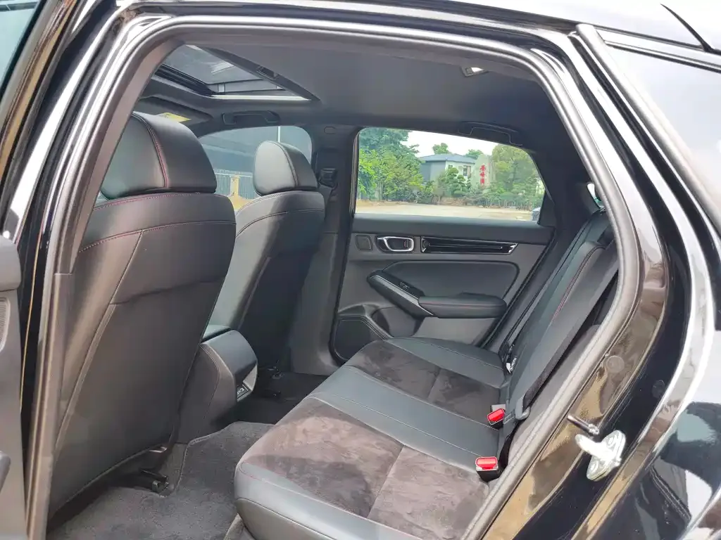 Honda Civic — фото 8