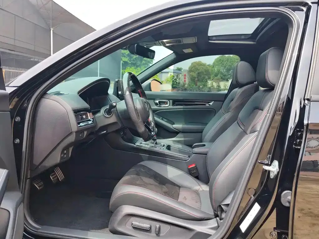 Honda Civic — фото 7