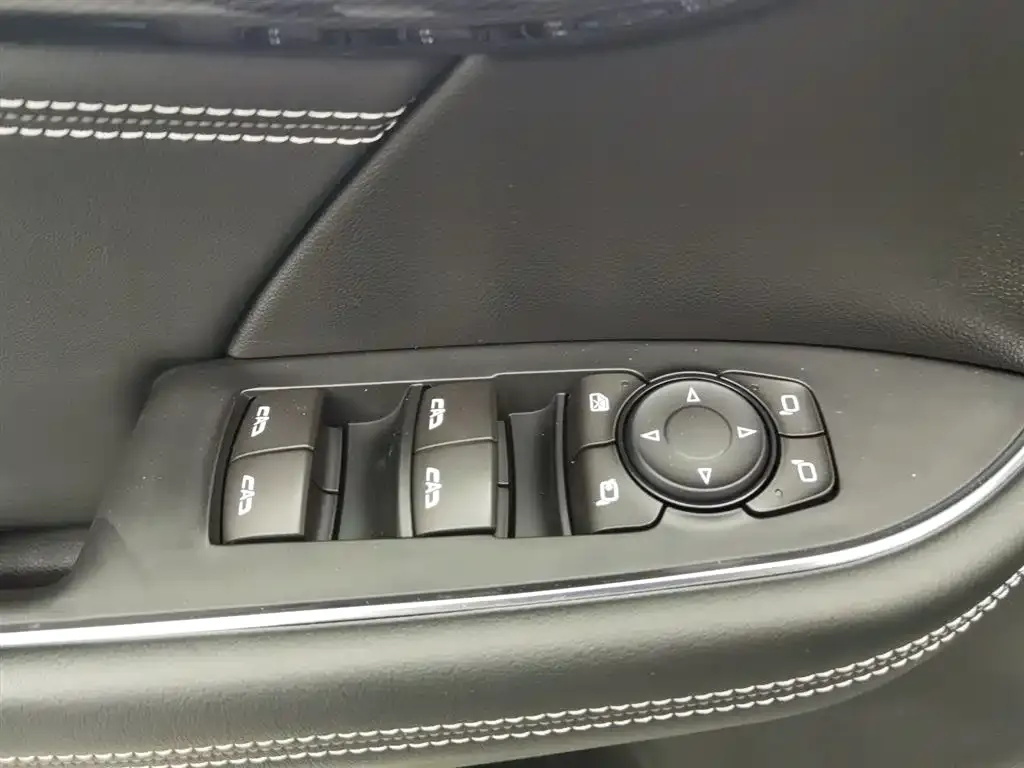 Buick Envision S — фото 6