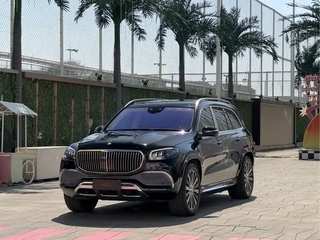 Mercedes-Benz GLS — фото 1